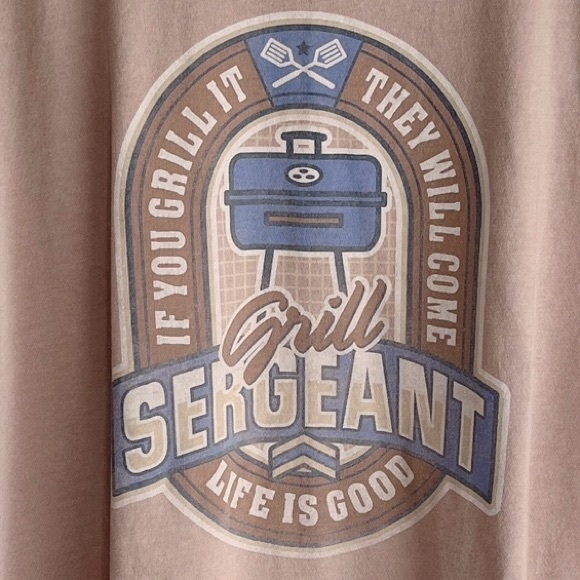 Life Is Good Grill Sergeant Tan Short Sleeved Tee XXL - Picture 2 of 5